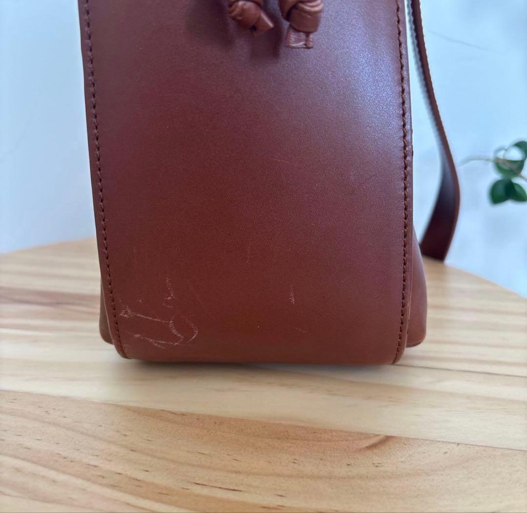 apc A.P.C. アーペーセー Courtney 巾着 ショルダーバッグ