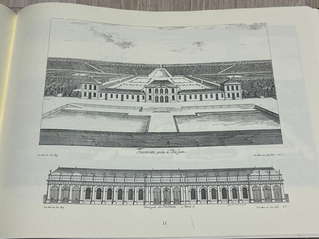 洋書『プロイセン国王陛下の宮殿および遊興の館の景観』by Broebes
