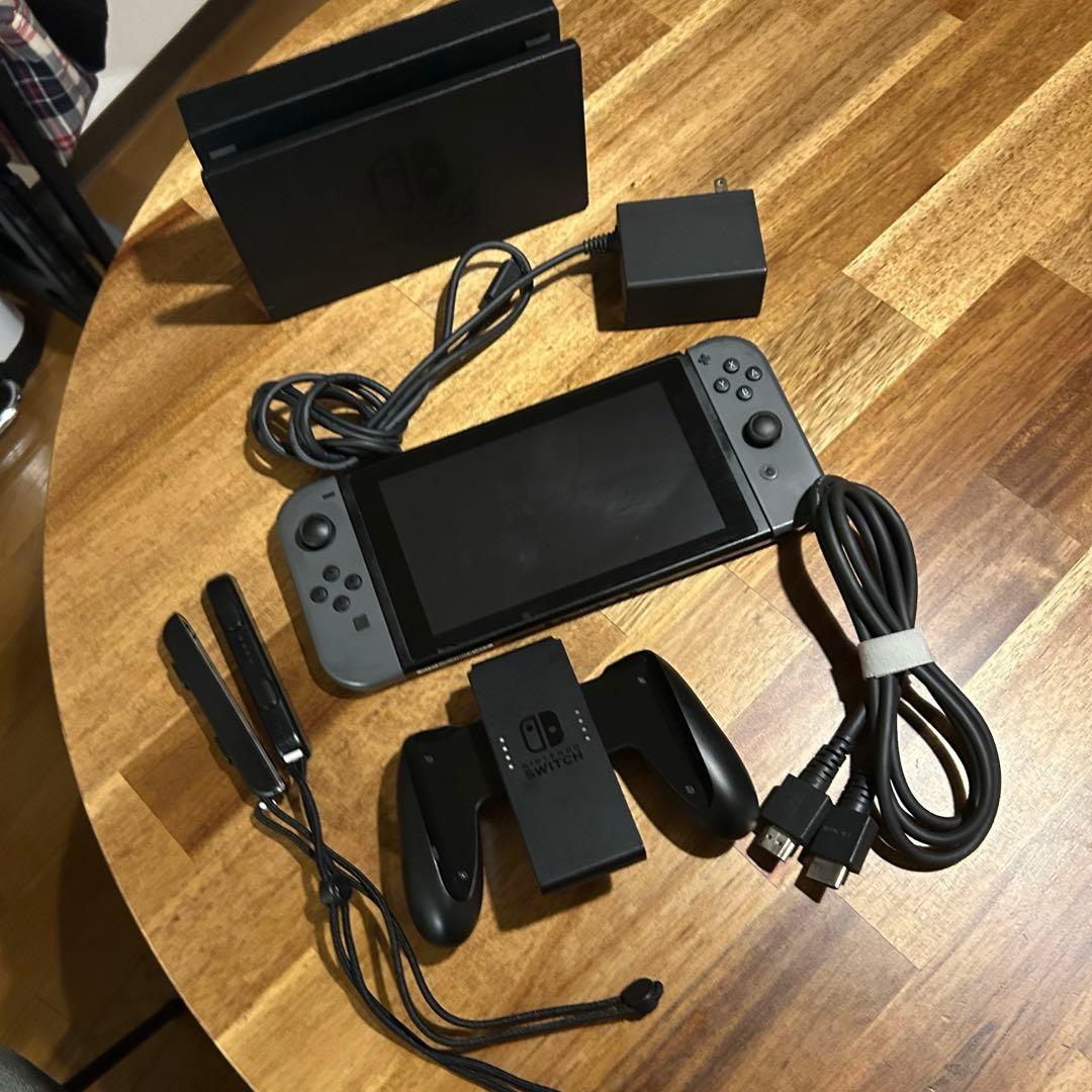箱無し 美品 Nintendo Switch グレー 本体