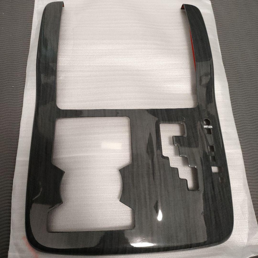 トヨタ　ノア　ヴォクシー　70 インテリアパネル　　　黒木目調