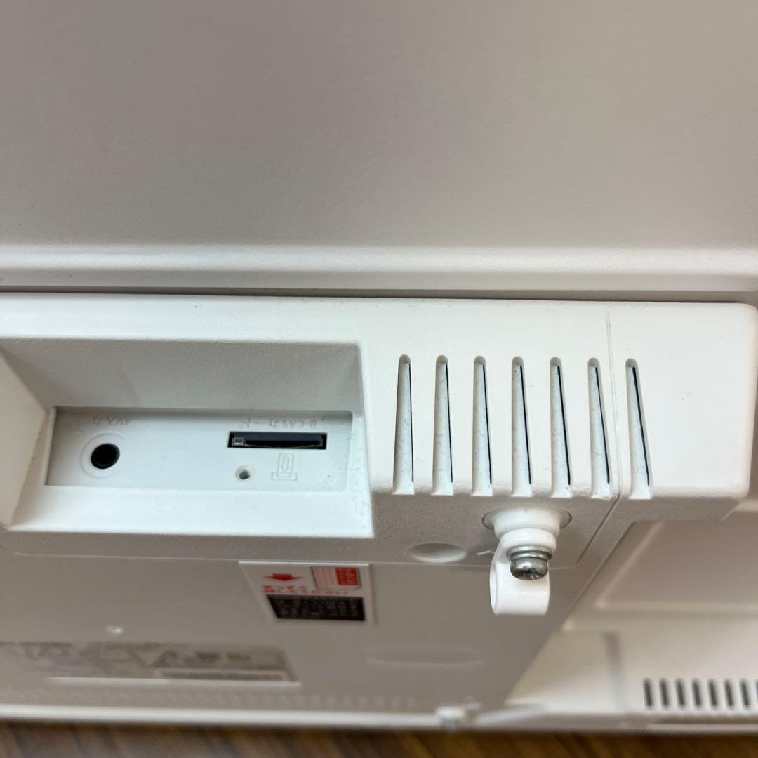 アイリスオーヤマ 液晶テレビ LT-32C320W 32V型 ホワイト