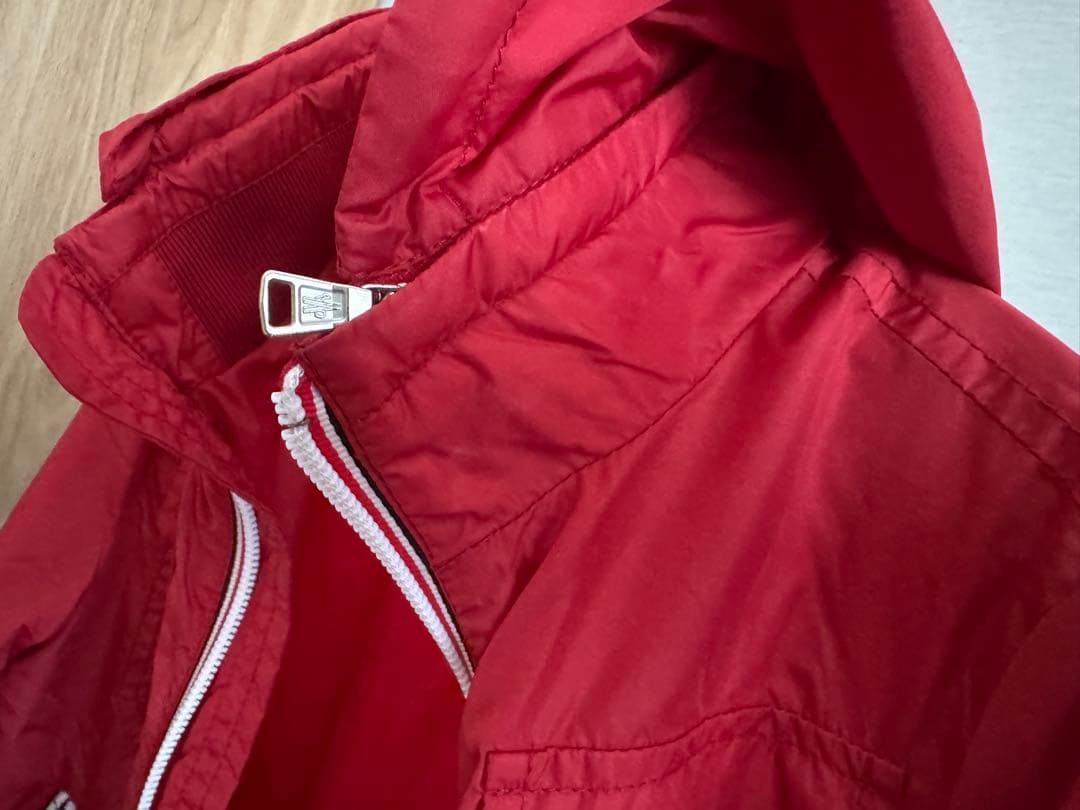 MONCLER レッド フード付きジャケット 6