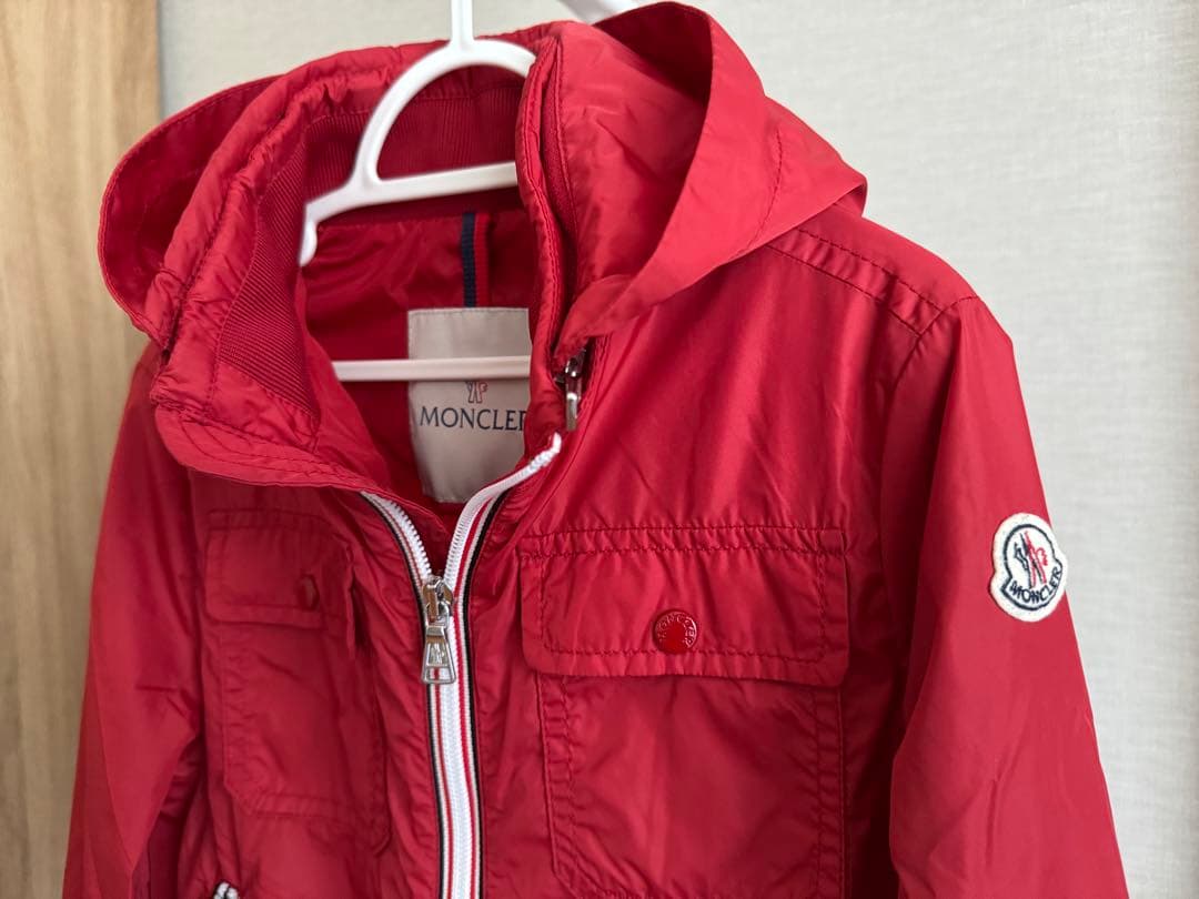 MONCLER レッド フード付きジャケット 6
