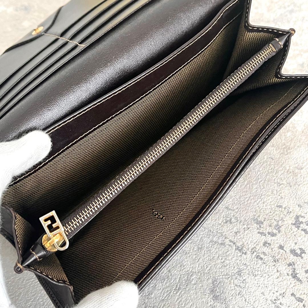 美品✨FENDI 長財布 ズッカ キャンバス ロゴ FF レザー ブラウン