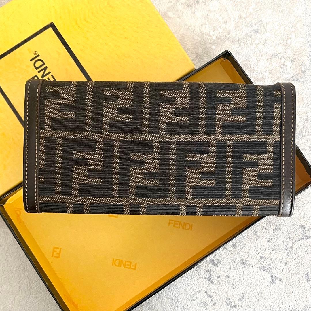 美品✨FENDI 長財布 ズッカ キャンバス ロゴ FF レザー ブラウン