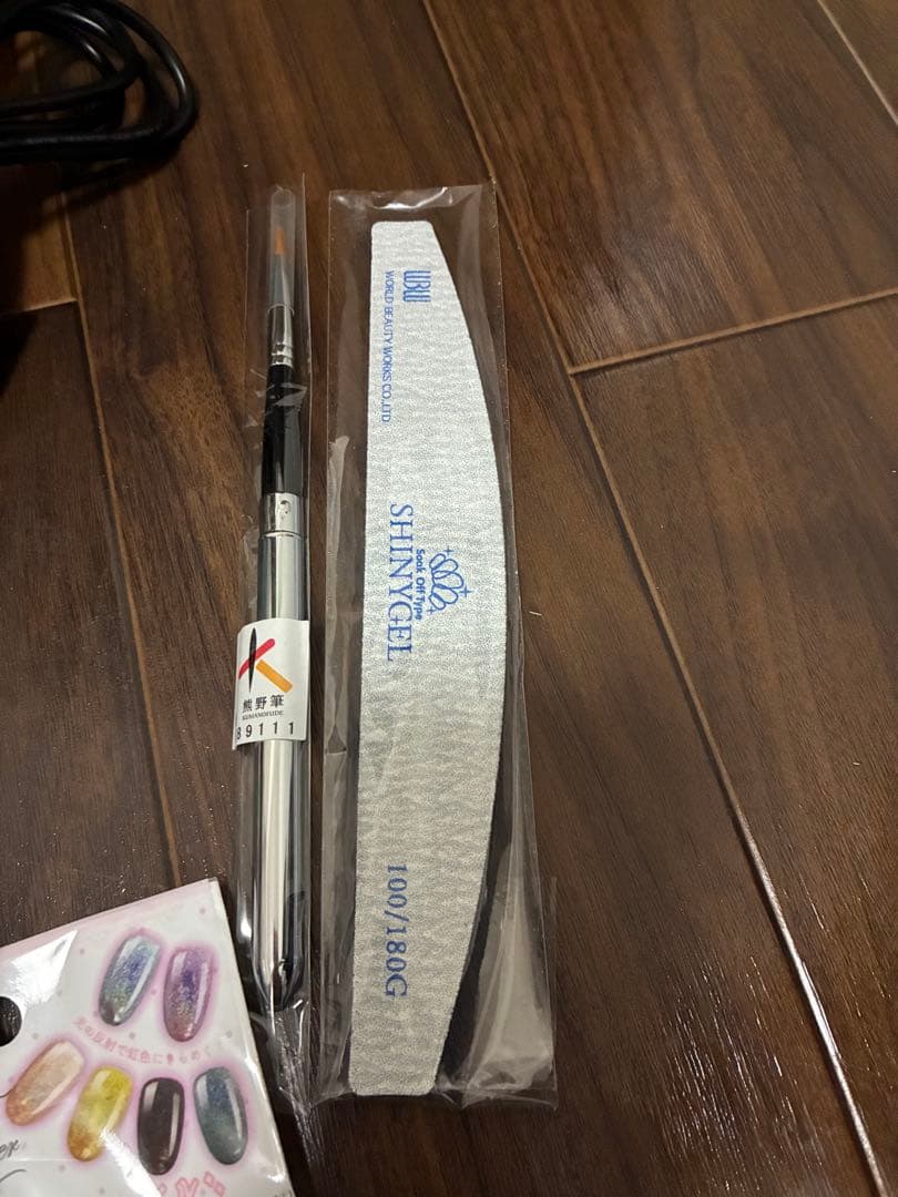 シャイニージェル 16W LEDランプ　キューティクルニッパー