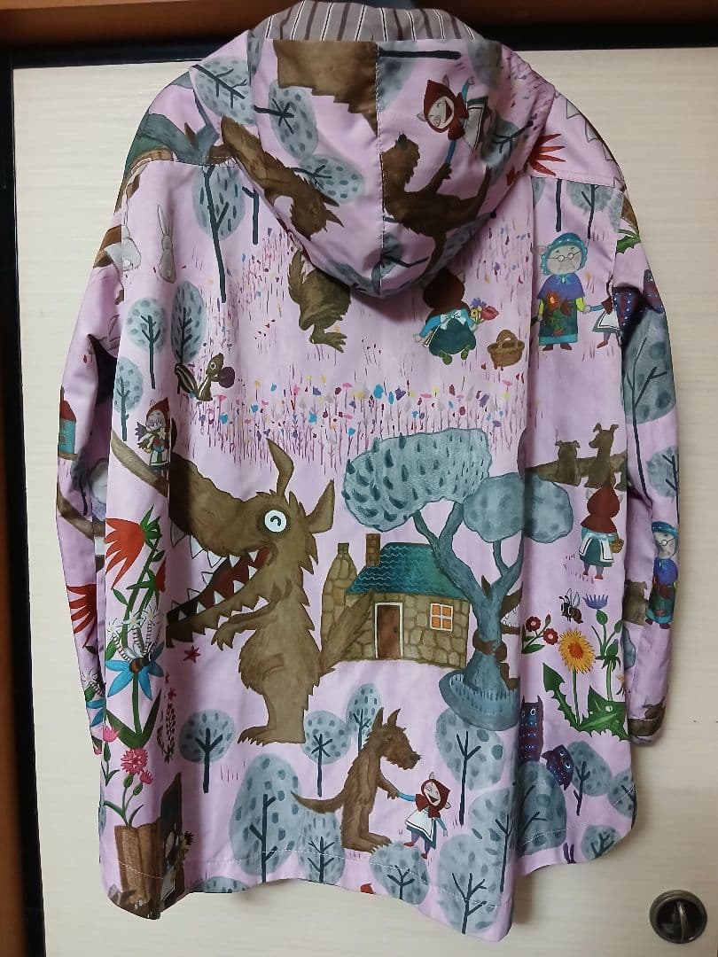 アルベロベロ　赤ずきんちゃんフード付きジャケットコート　お値下げ！！