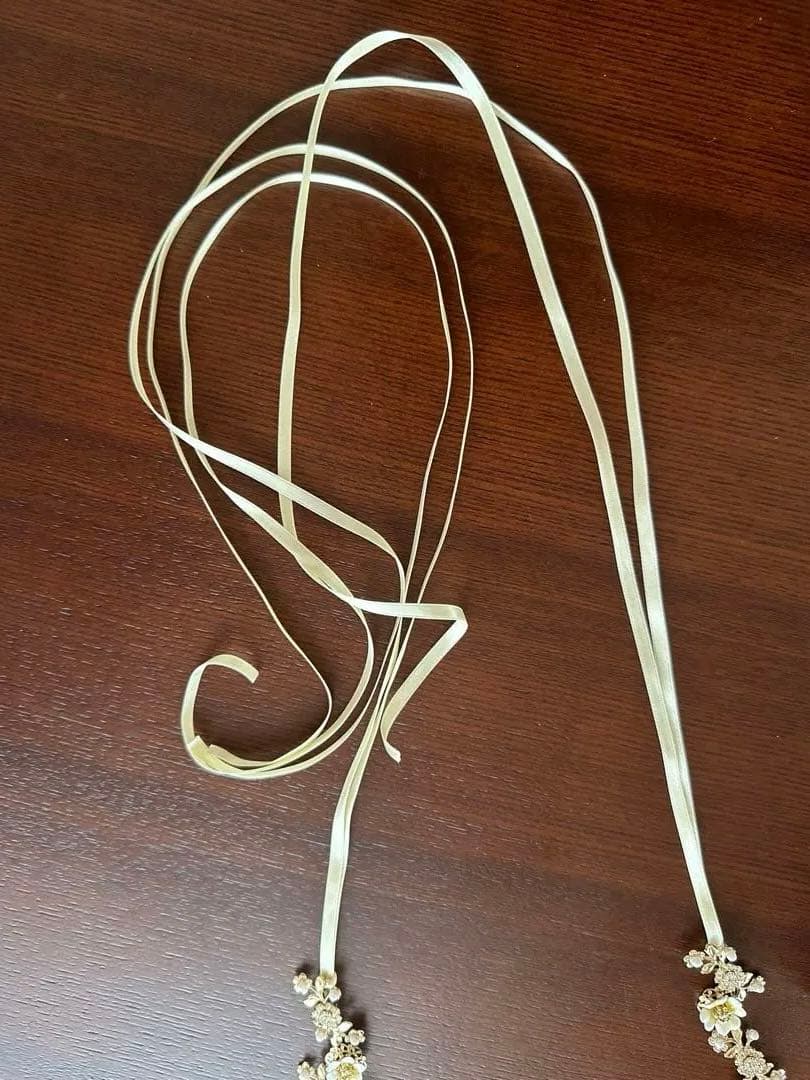 【美品】ヘアアクセサリー ワタベウェディング THH-488 ゴールド