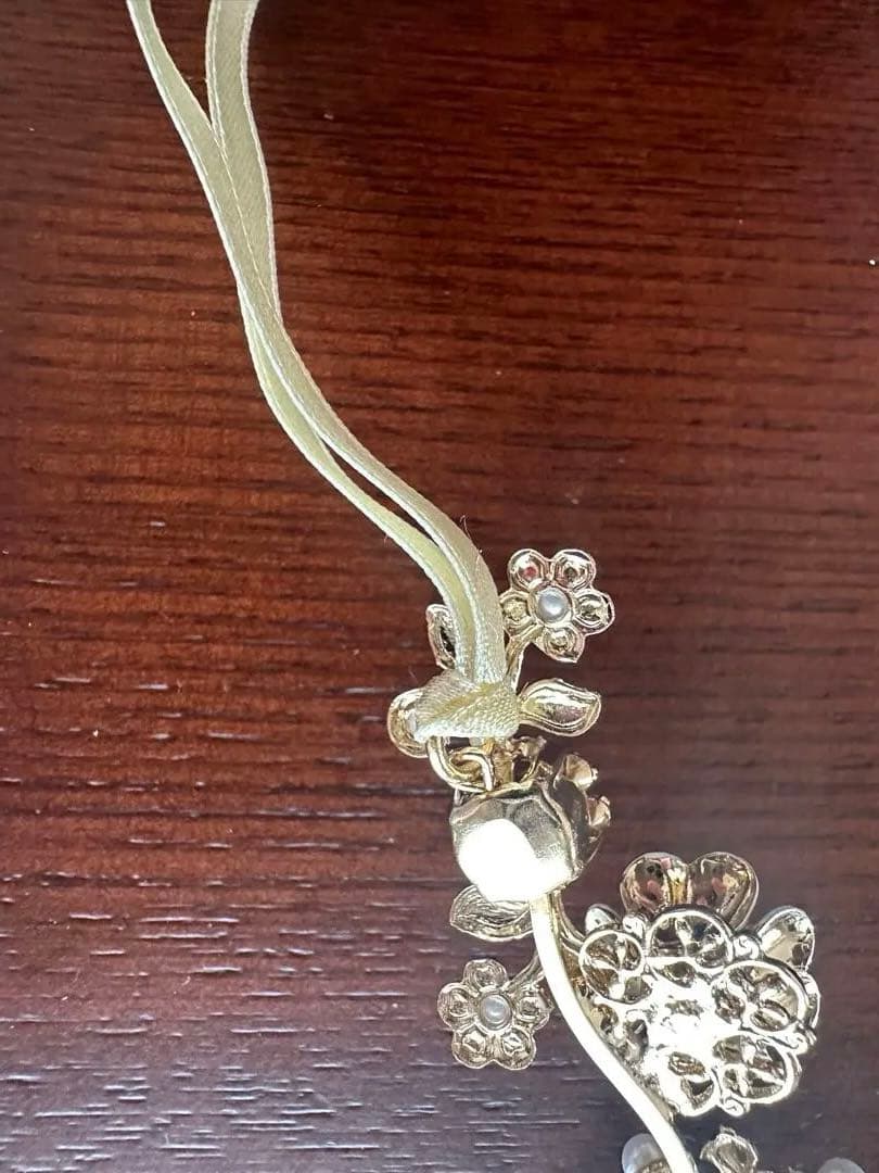 【美品】ヘアアクセサリー ワタベウェディング THH-488 ゴールド