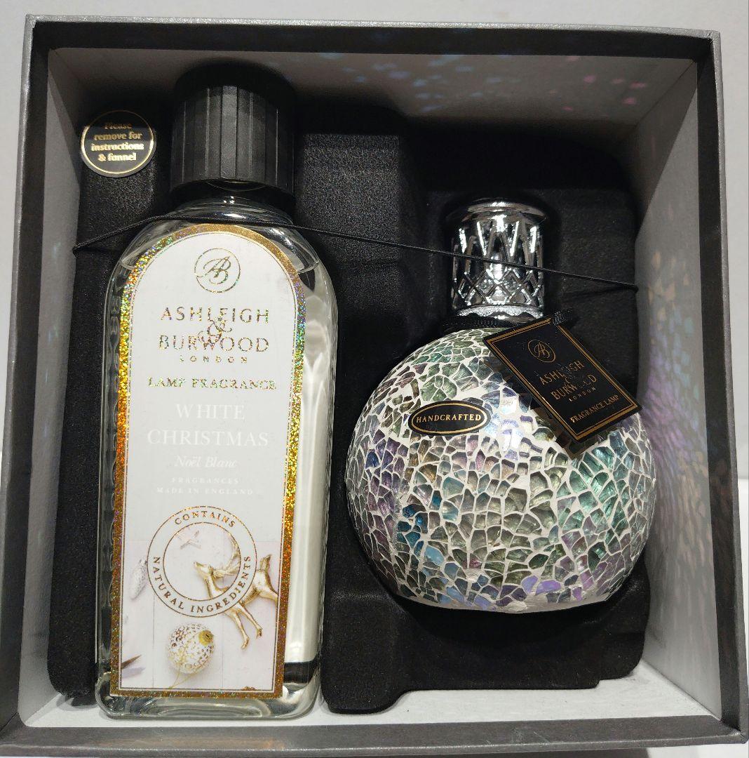 【未使用・限定品】アシュレイ&バーウッド　ホワイトクリスマス　フレグランスランプ