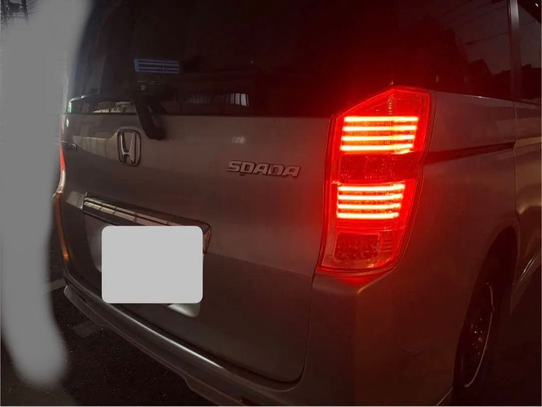 ステップワゴンRK 社外　テールランプ左右セット