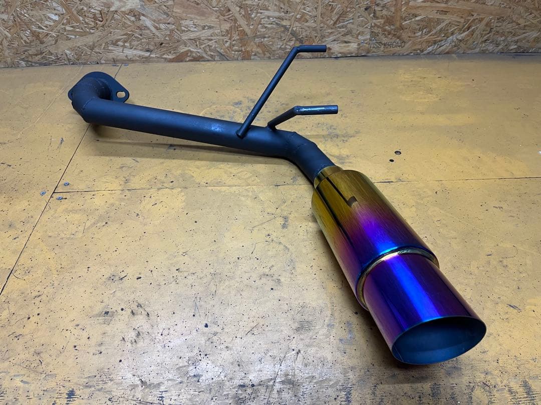 GR86 ZN8！BRZ ZD8 ！オリジナル右出し砲弾ストレート