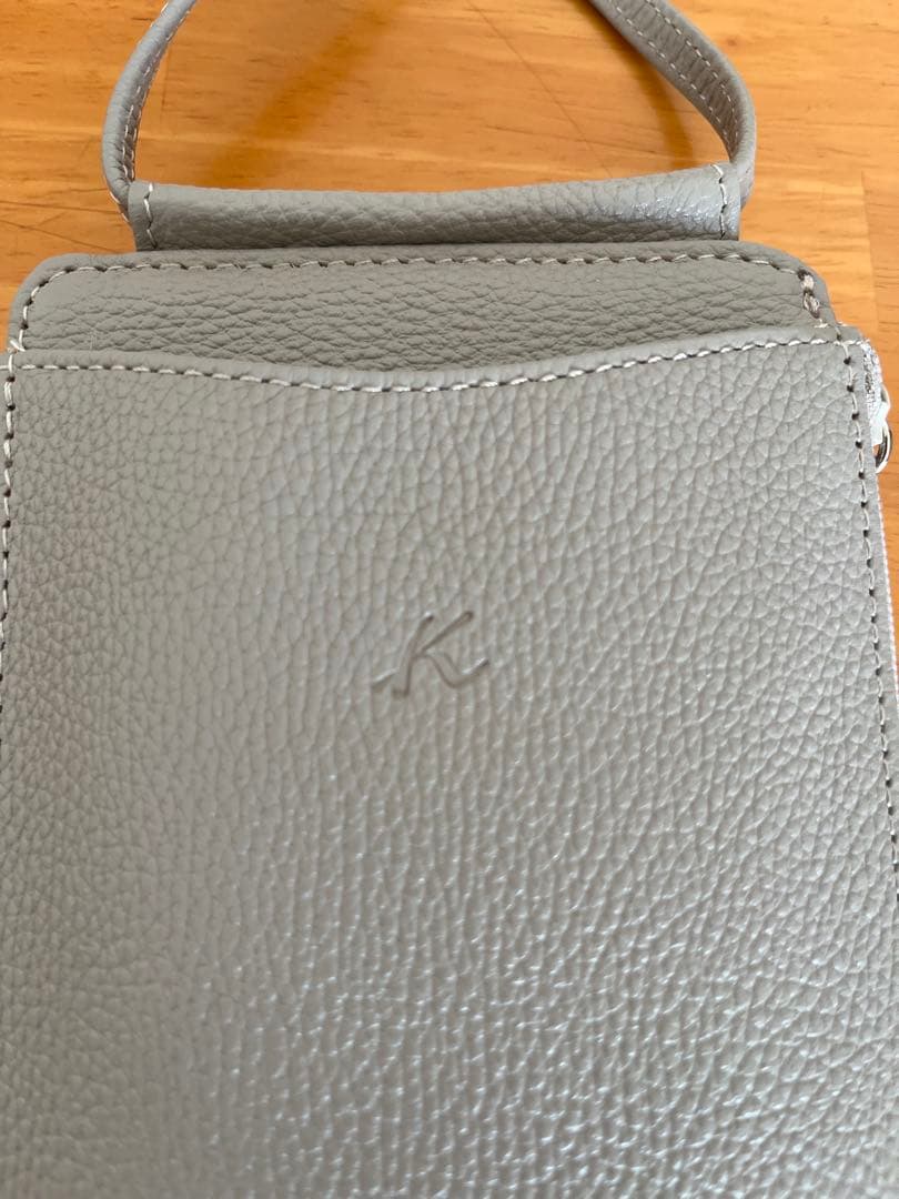 キタムラ スマホショルダー