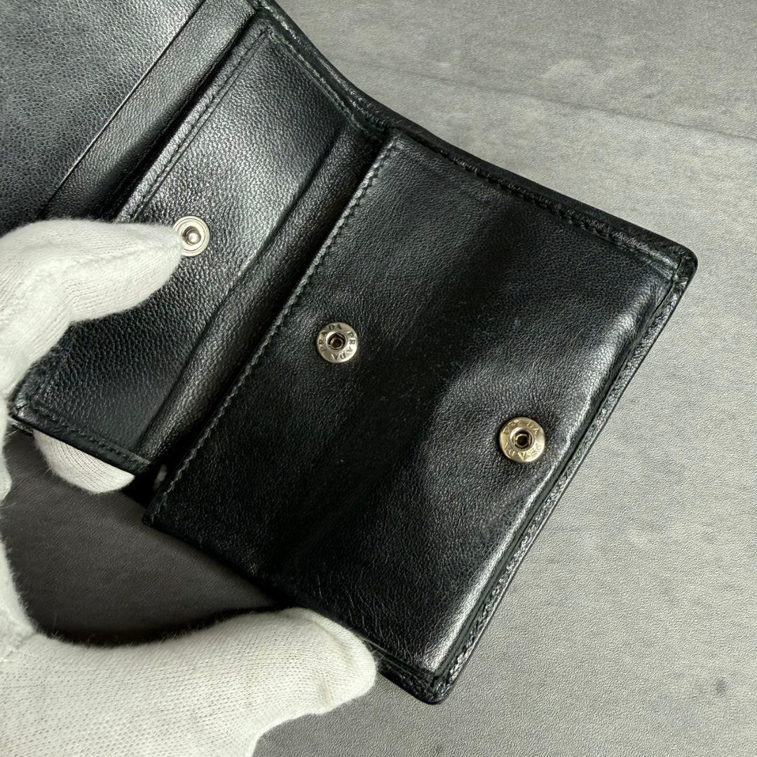 PRADA プラダ ラムスキン 本革 二つ折り財布 ブラック キルティング