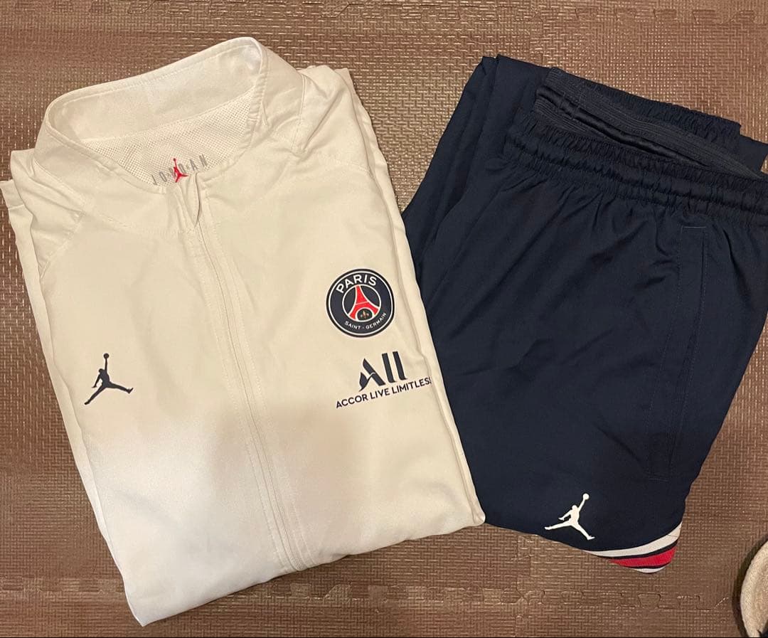 PSG パリサンジェルマン　ウェア上下セット