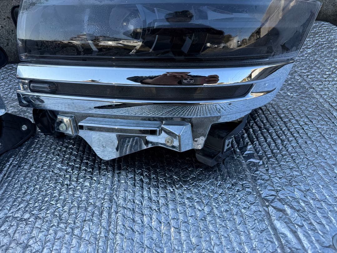 スペーシア MK54S/MK94S 純正 LED 右 左ヘッドライト KOITO