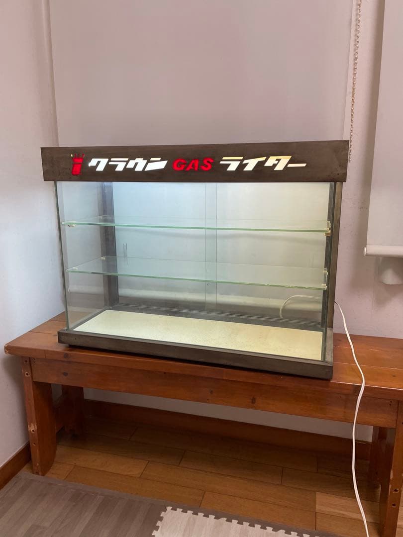 タッチタッチ　レトロ　引き取り　手渡し　クラウンガスライター　ガラスケース