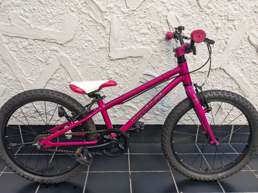 ヨツバサイクル 20インチ クリスタルピンク