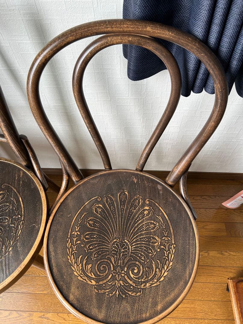 TON ベントウッドチェア　2脚セット(1脚難あり)