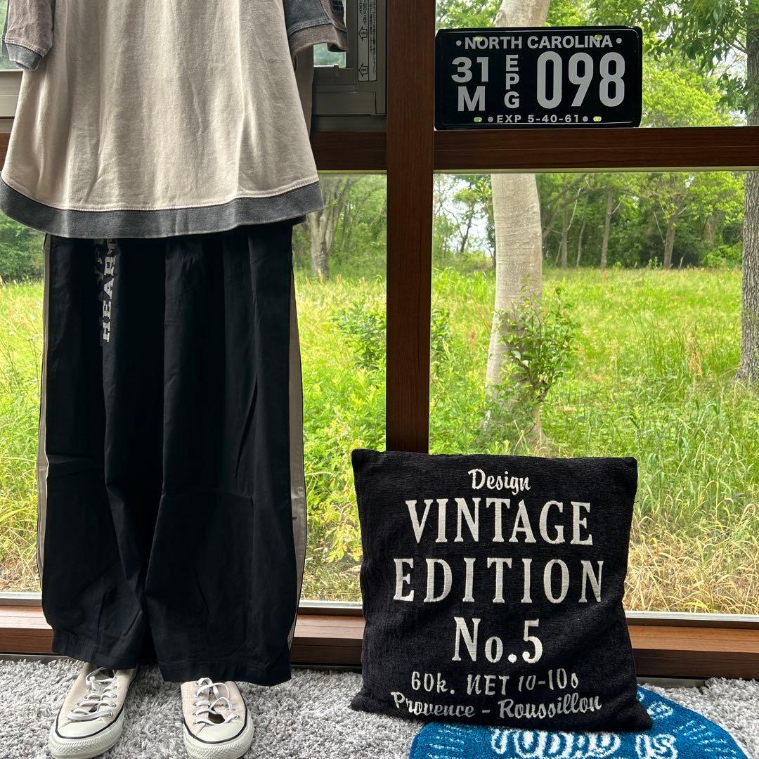 Ryo さん IRIEY ツイル脇タックマルチロゴパンツ クロ