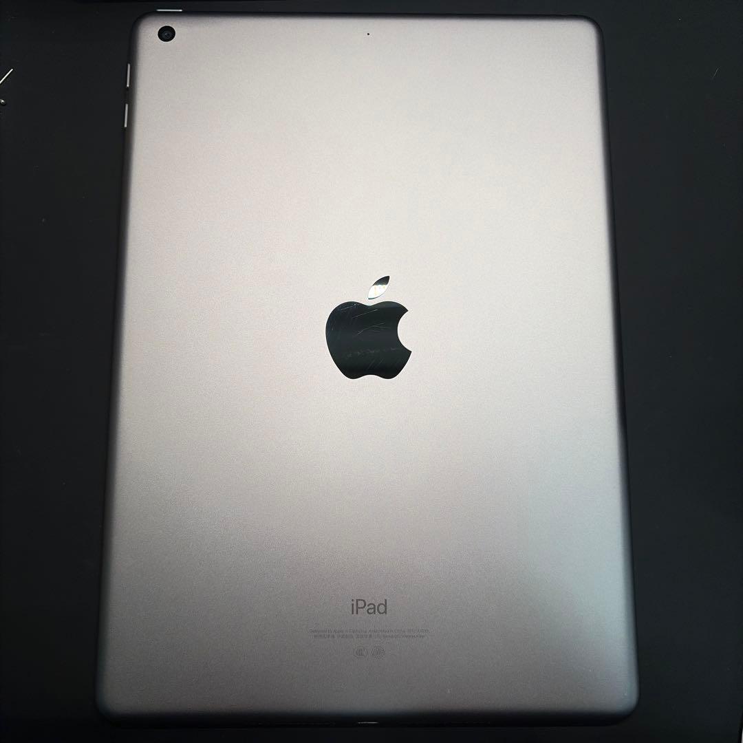Apple iPad（第6世代）Wi-Fi A1893 9.7インチ 128GB
