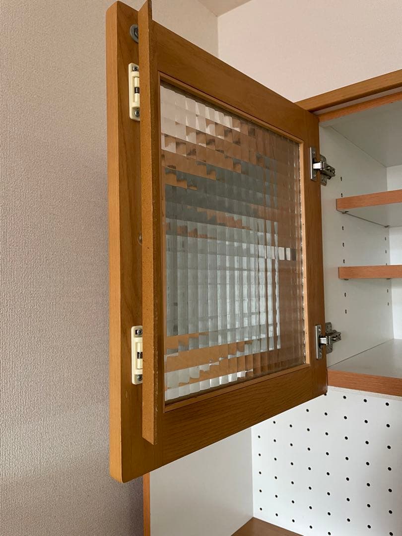 キッチンボード　食器棚　キッチン収納　カップボード　木製