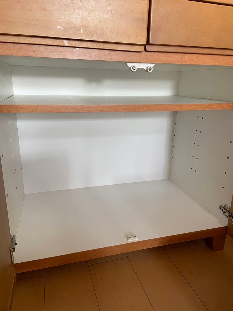 キッチンボード　食器棚　キッチン収納　カップボード　木製