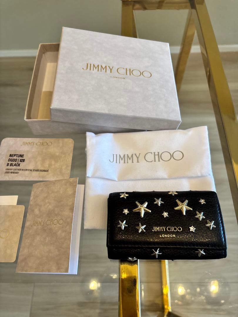 【美品】JIMMY CHOO ブラックレザー キーケース 星型スタッズ付き