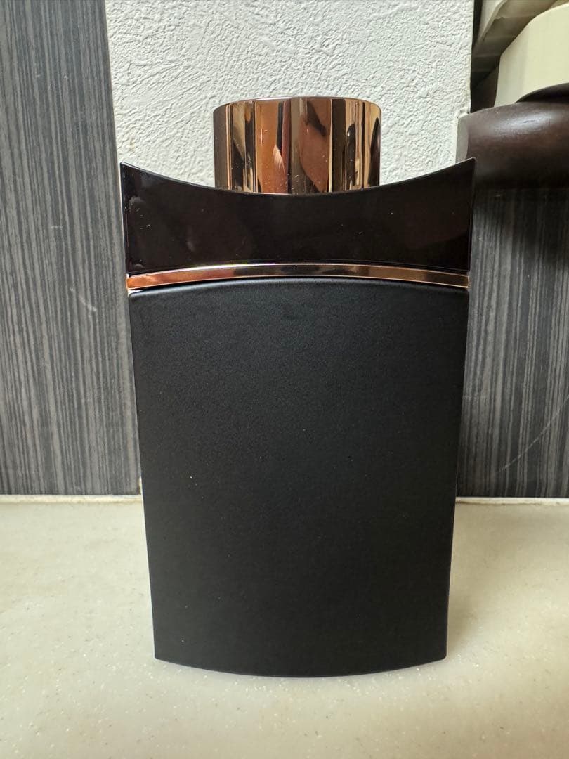 BVLGARI MAN IN BLACK 香水