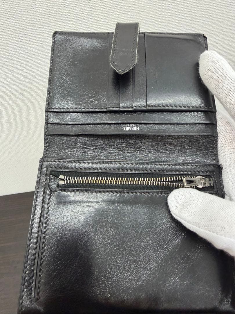 HERMES ベアン　コンパクト　ブラック 二つ折り財布