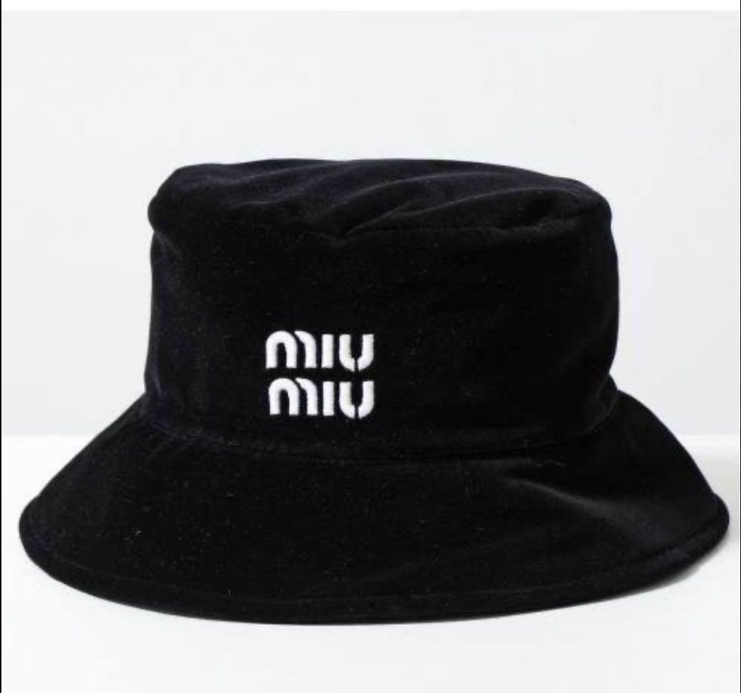 【MIUMIU】バケハ/ブラック/定価￥83,600/今だけ値下げ中‼️‼️