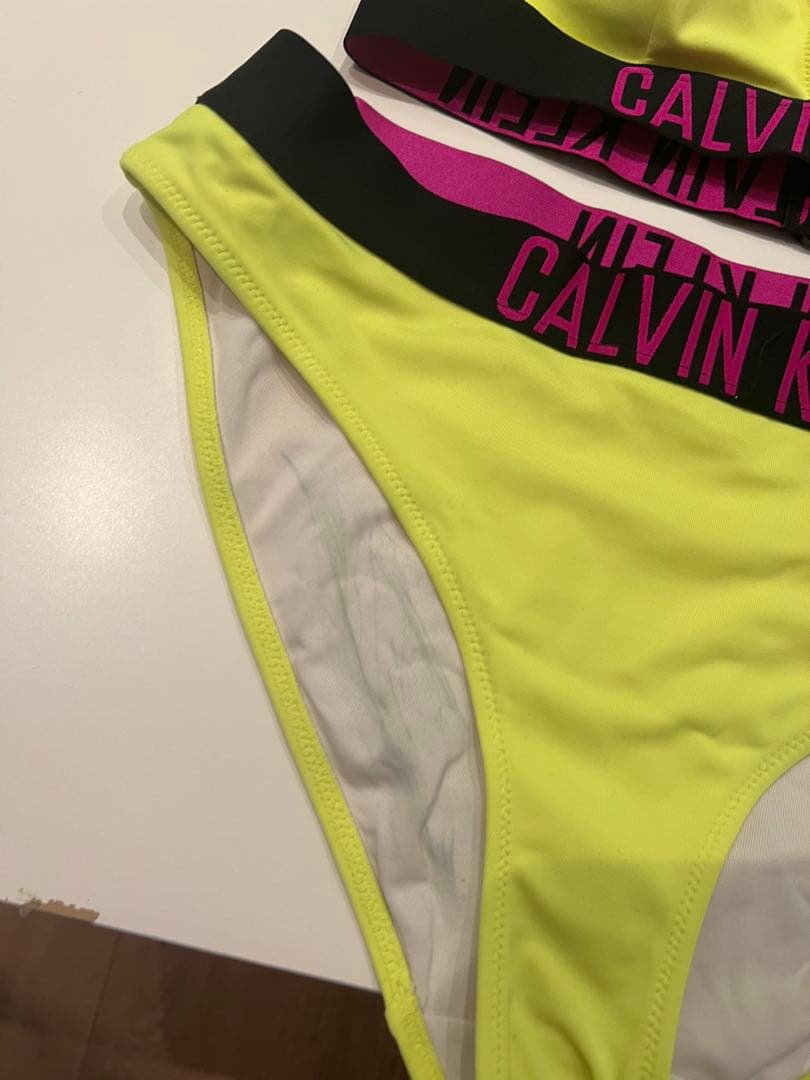 【レア】カルバンクライン ビキニ　水着