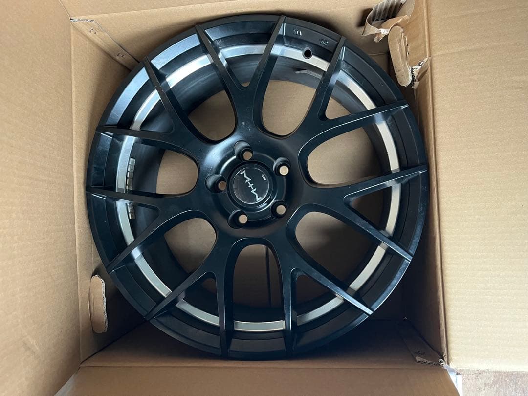 テスラホイールMID TW027 マットブラック 4本セット