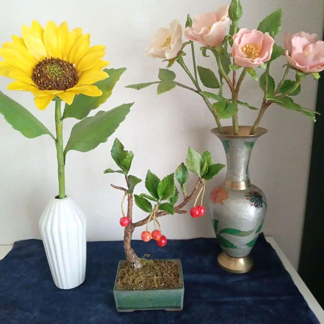 専用 大輪のヒマワリ 、一重の薔薇 、さくらんぼの盆栽 クレイフラワー