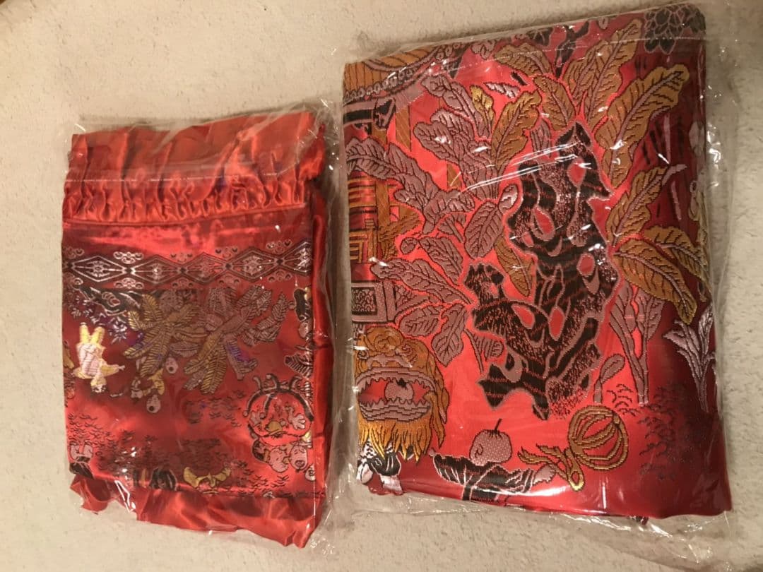 ★お値下げ中！10%OFF★蜀錦　ベッドカバー　枕カバー　刺繍