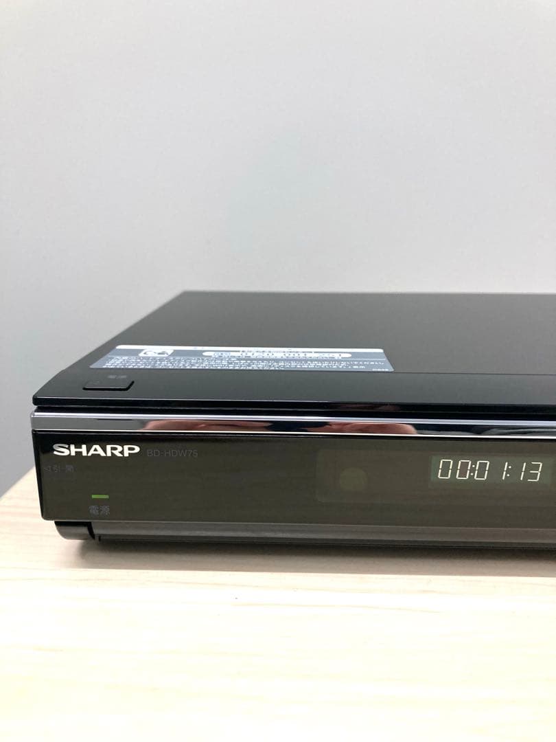 めっちゃ綺麗　シャープ　AQUOS ブルーレイ　BD-HDW 75