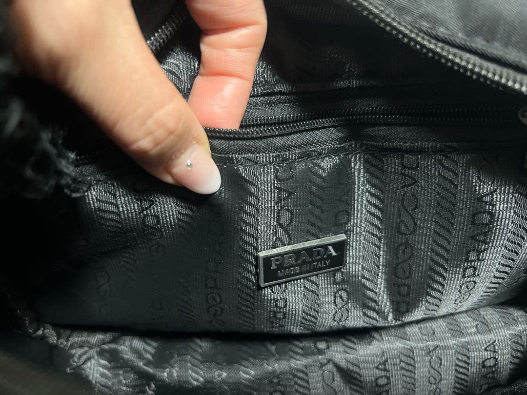 【並行輸入品】プラダ ショルダーバッグ