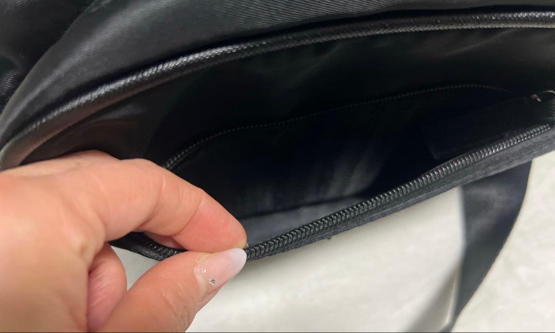 【並行輸入品】プラダ ショルダーバッグ