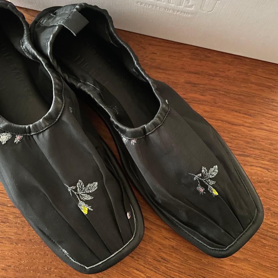 も*こ様 新品CECILIE BAHNSEN HEREU 刺繍フラットシューズ