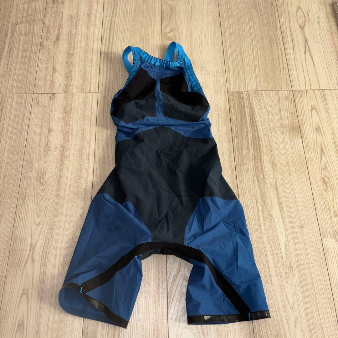 アリーナAQUAFORCE STORM MF SSサイズ