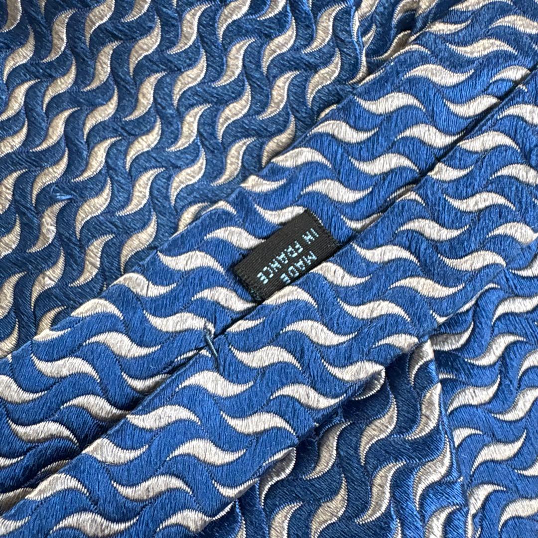 Charvet シルク ネクタイ 波模様　未使用品
