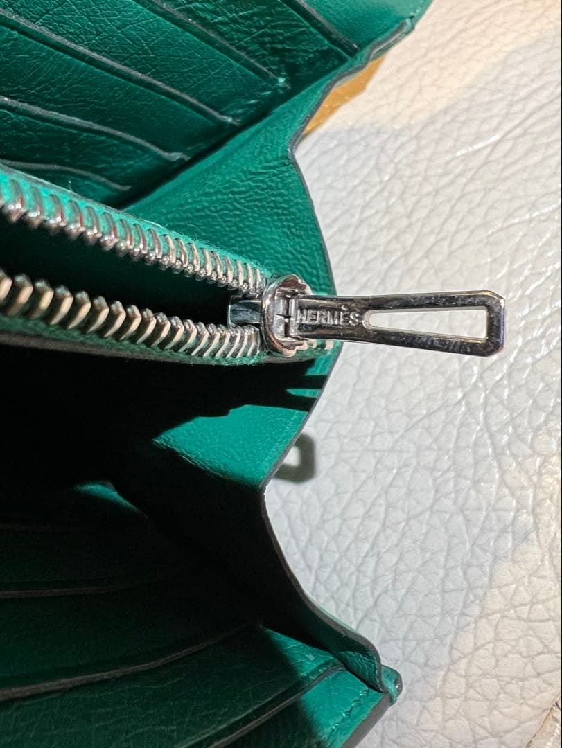 エルメス コンスタンス オーストリッチ 長財布 グリーン 良品