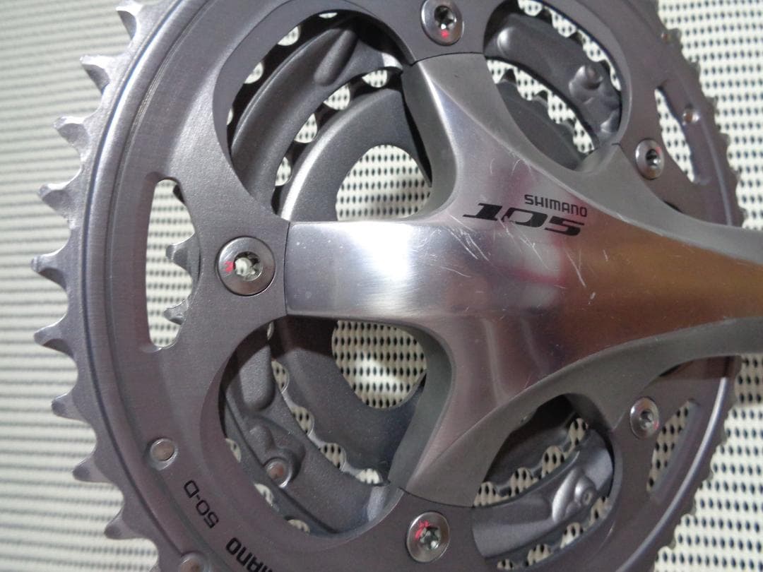 ＞ シマノ製 105 トリプル クランク FC-5703 165mm