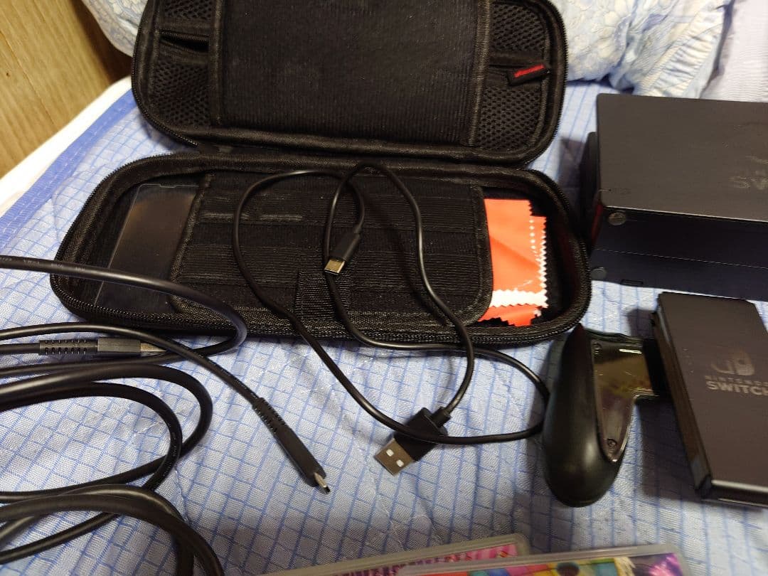 Nintendo Switch本体とゲームソフト3本セット