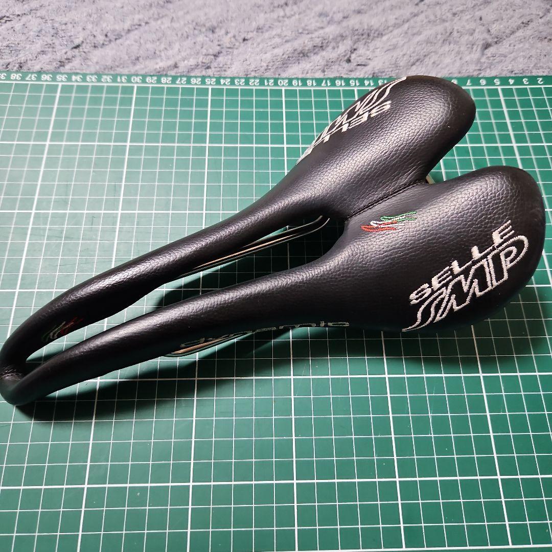 Selle SMP Dynamic サドル ブラック