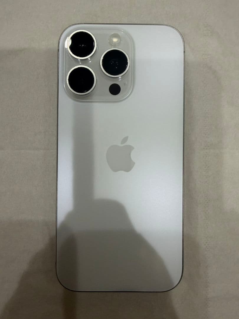 iPhone16PRO 256gb ホワイトチタニウム