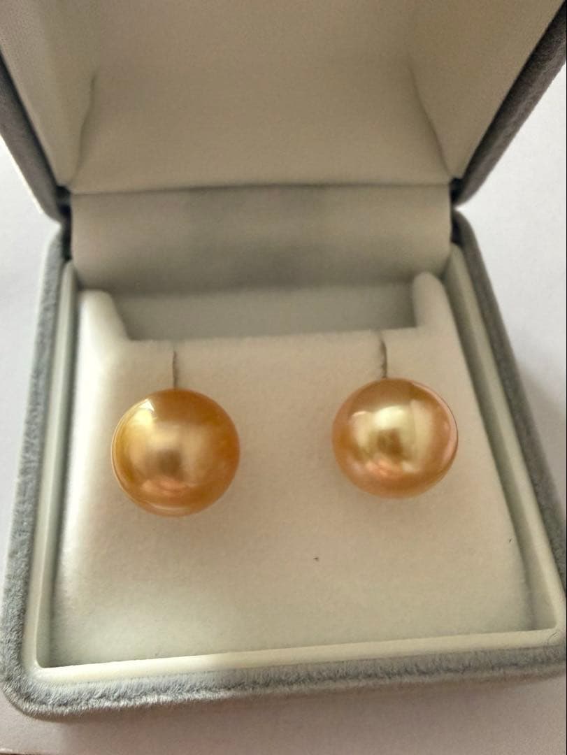 ejimiki 保証書有　K18YG 白蝶真珠　ゴールデンパールピアス