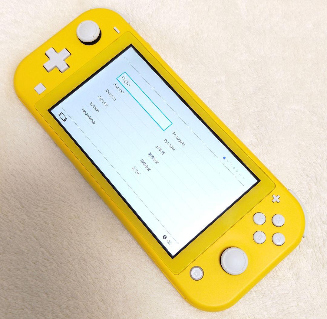 Nintendo SwitchLight イエロー 本体+充電器+外箱