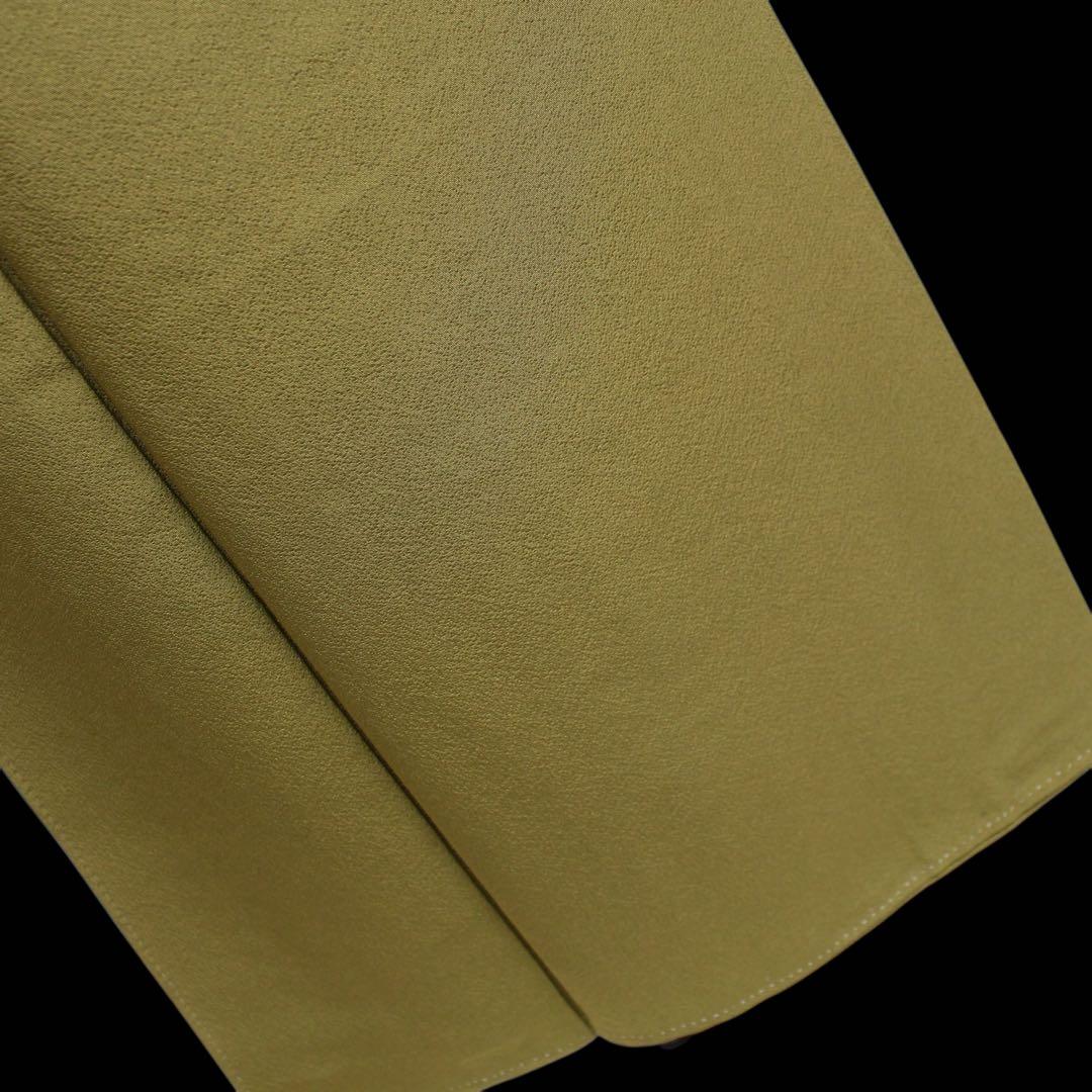 美品　縮緬地　一つ紋色無地着物/裄69 トールサイズ　カーキ色　d19