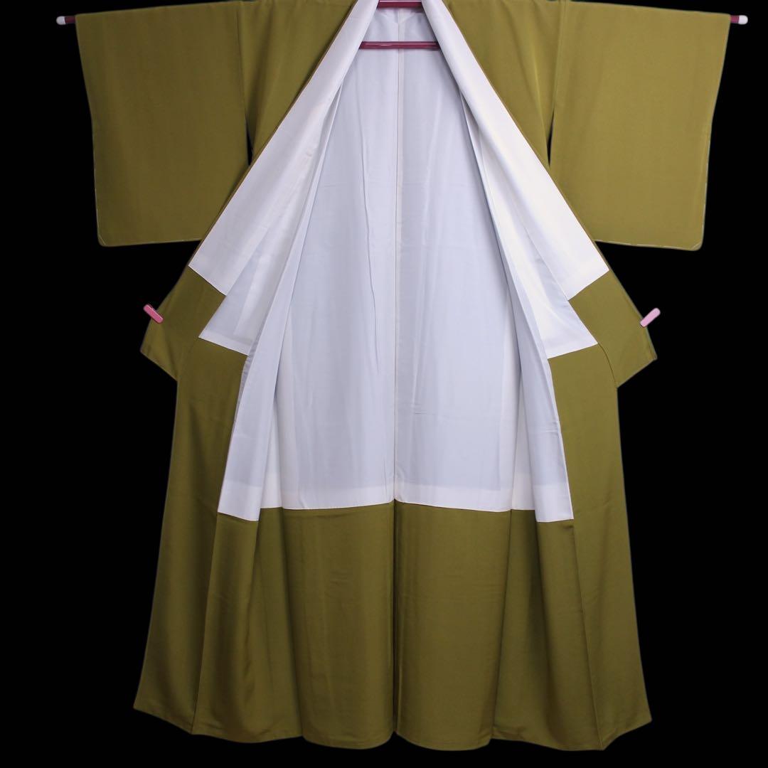 美品　縮緬地　一つ紋色無地着物/裄69 トールサイズ　カーキ色　d19